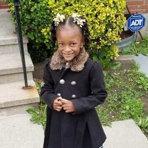 Meet your Posher, Sharon